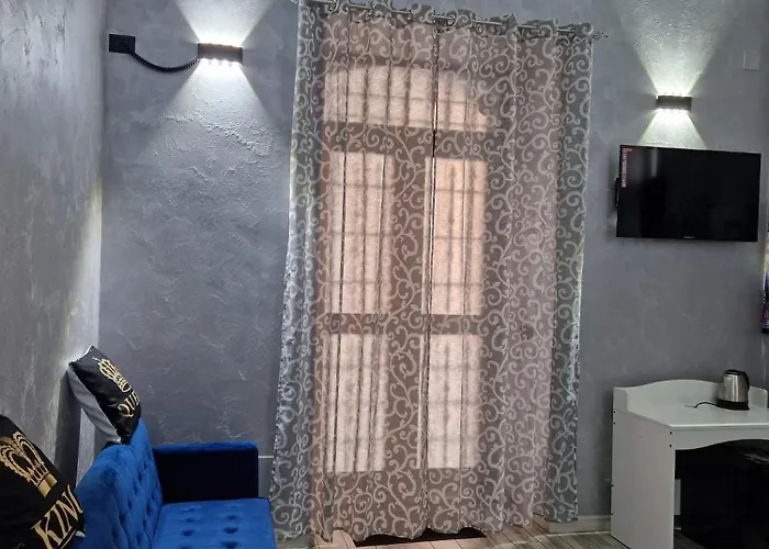 Lnd Room